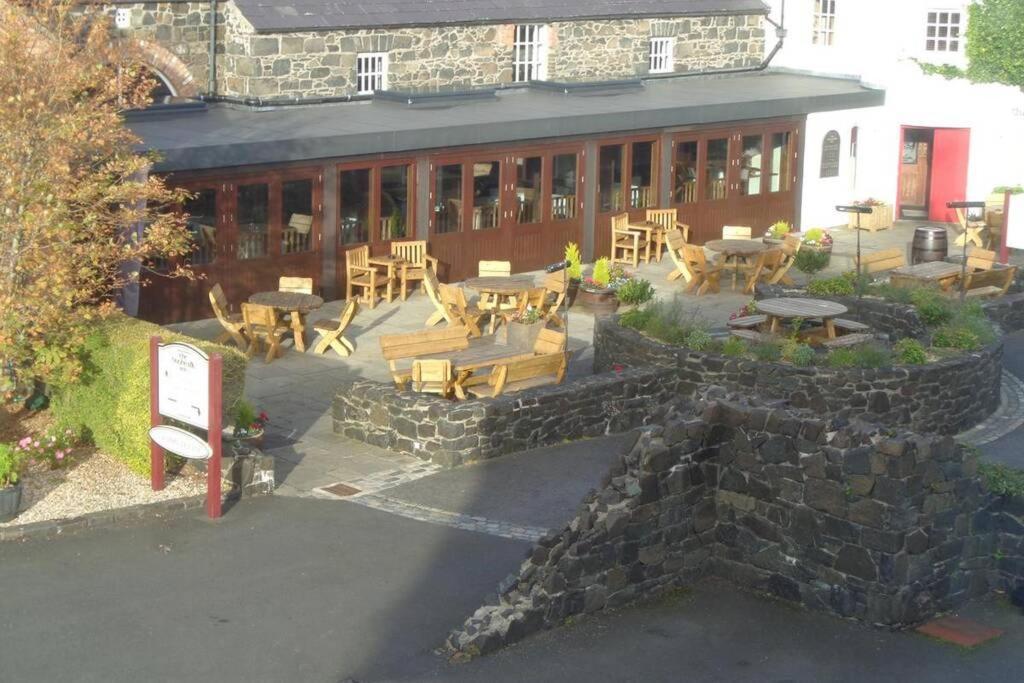 Mews Apartment, Bushmills Exterior photo